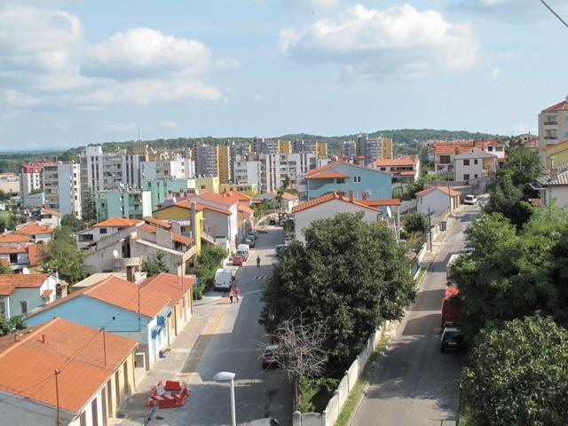 Apartment Pula Center - Near The Central Bus Station Exteriör bild